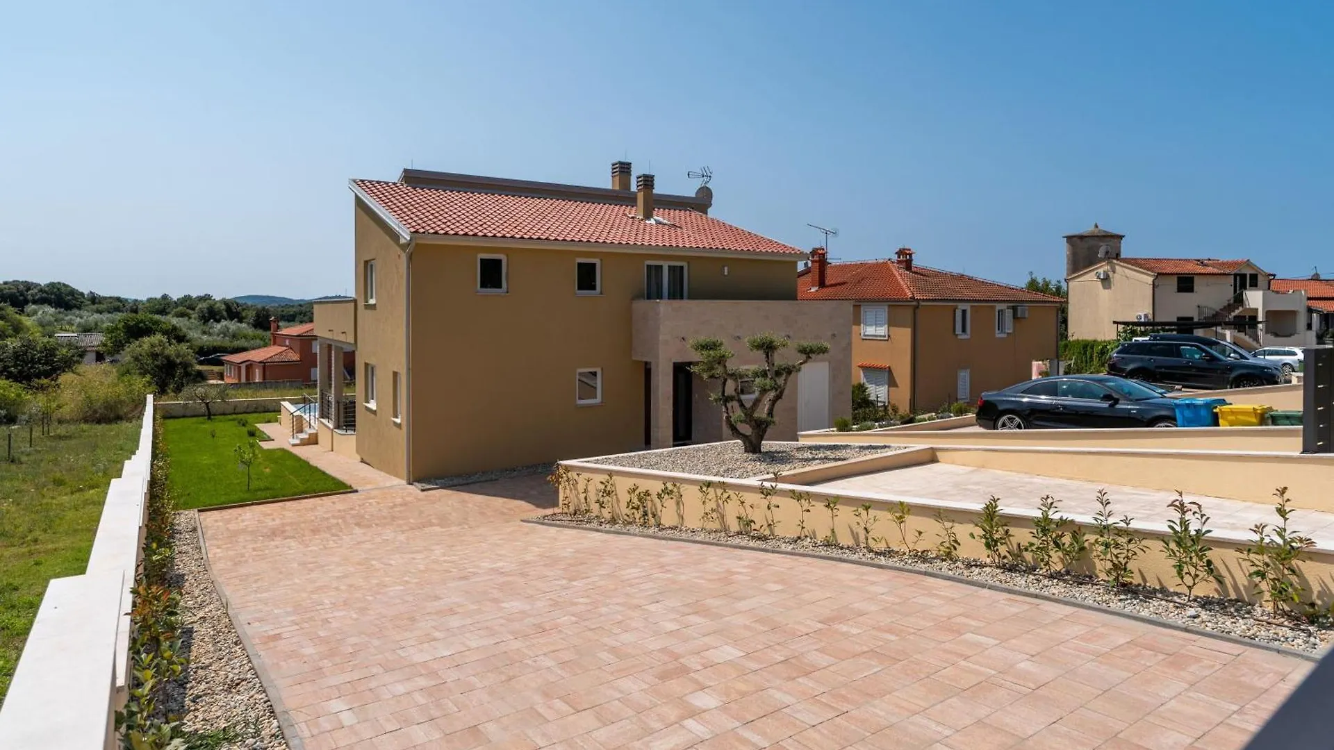 ורסאר Vila Paris